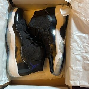 Air Jordan 11 Retro BG